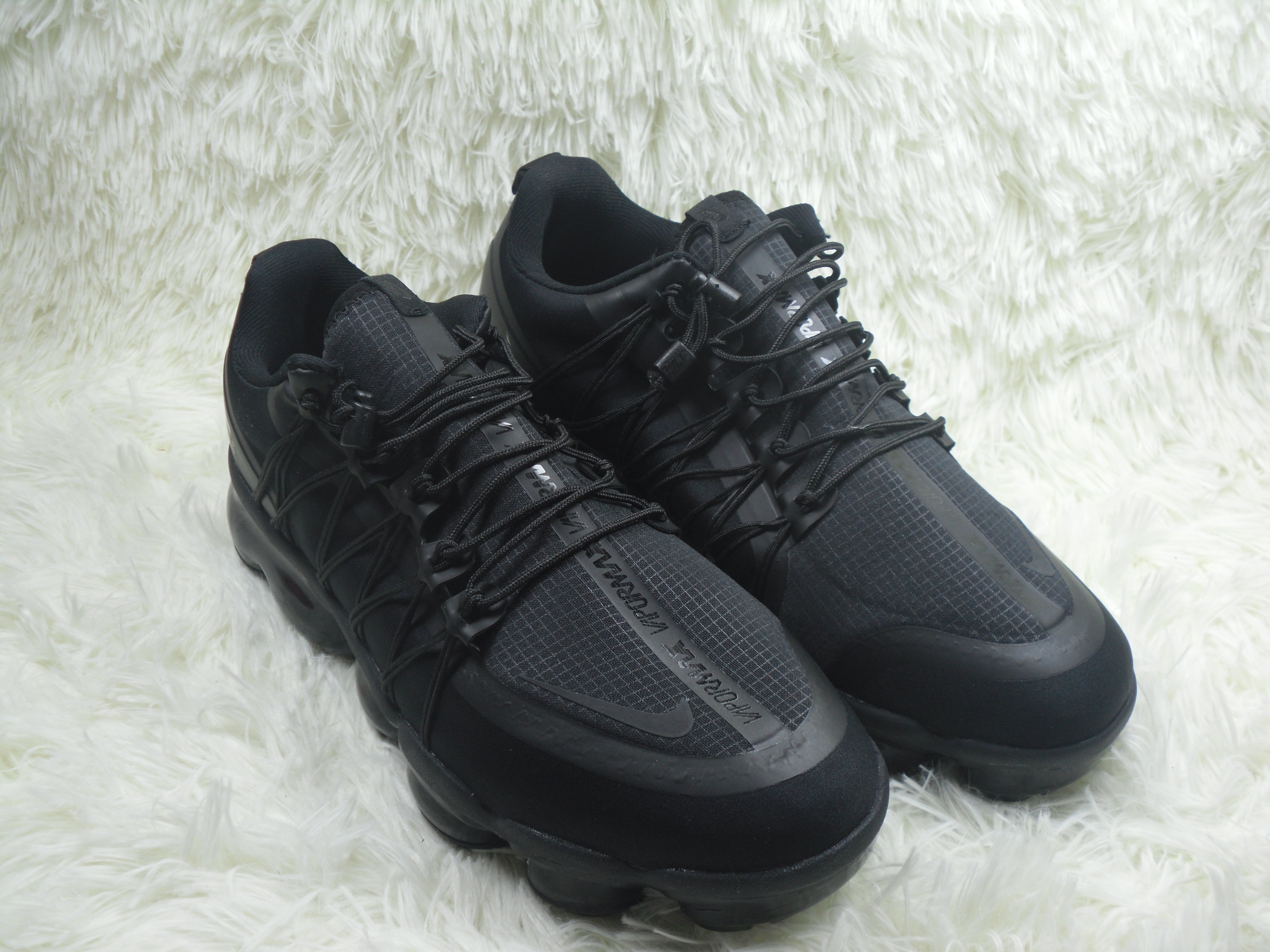 NIKE SP W Air VaporMax Run Utlty All Black Shoes - Click Image to Close